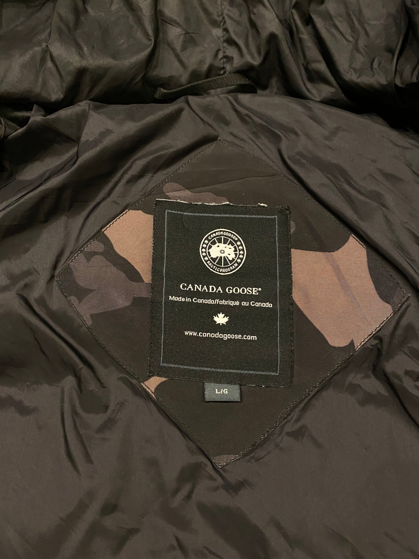 Canada goose cameo puffer jacket