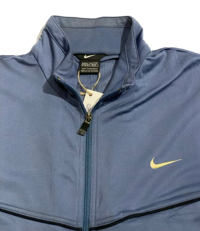Nike vintage black tag trackjacket