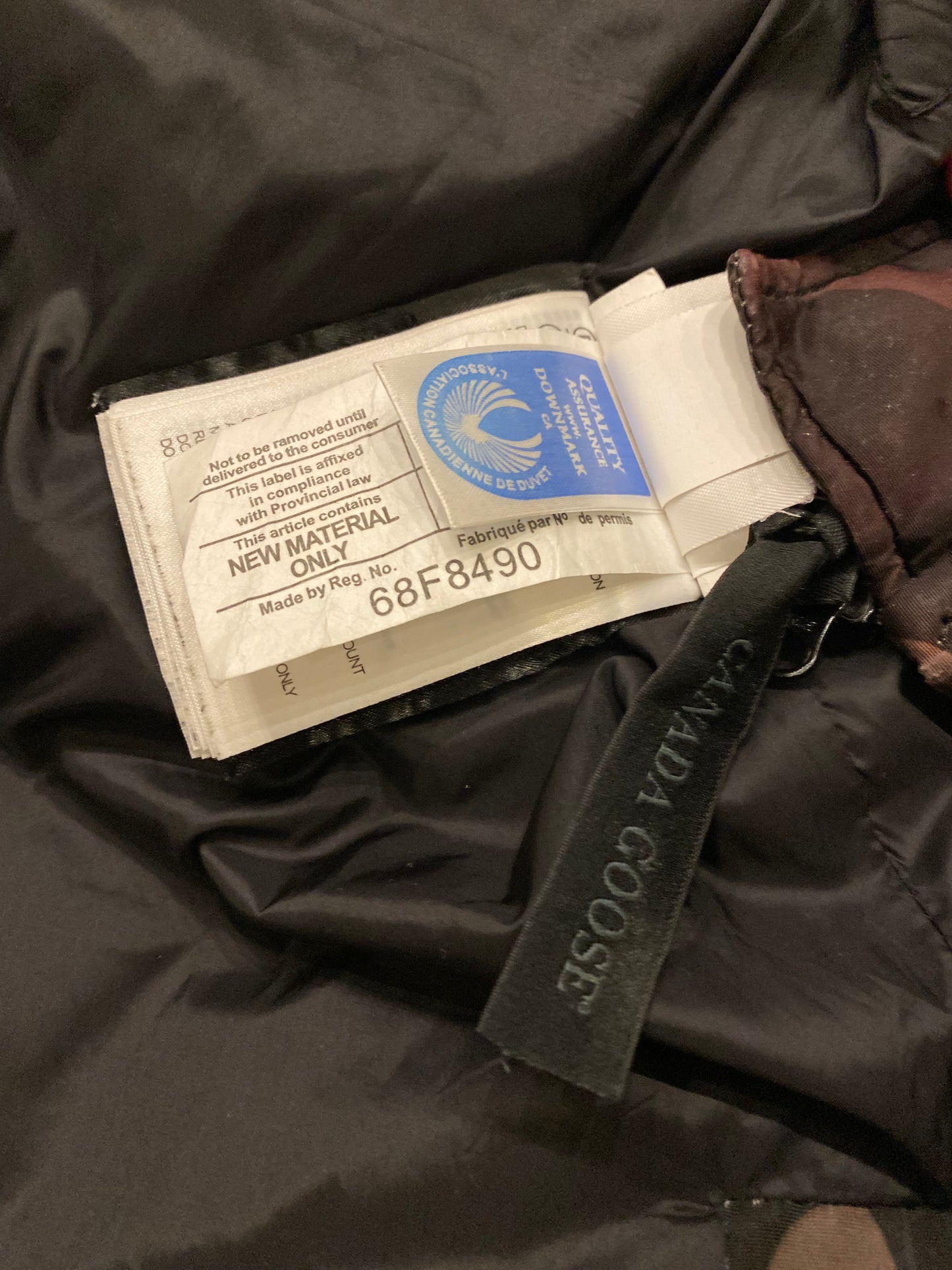 Canada goose cameo puffer jacket