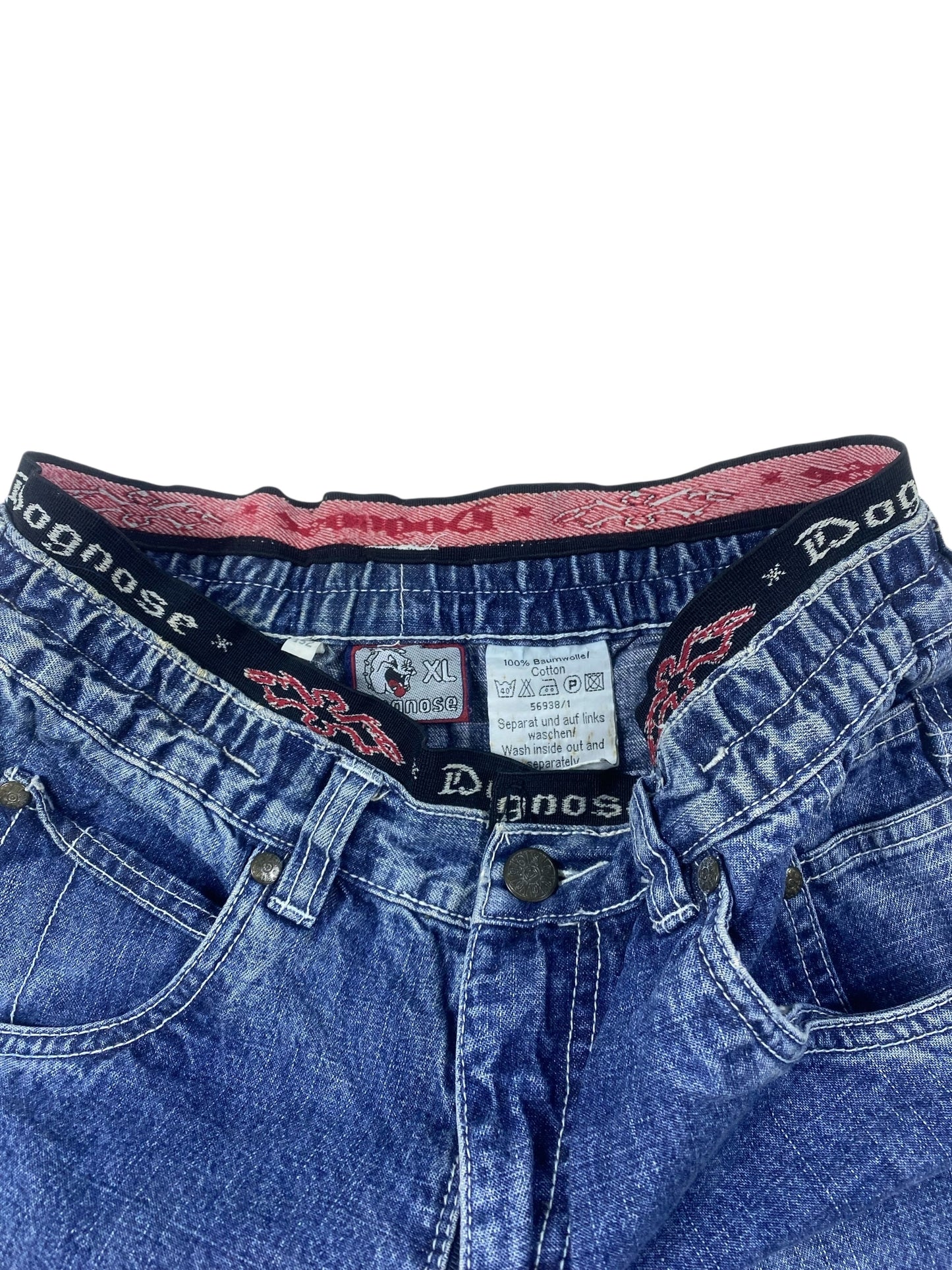 Dognose embroidered y2k jorts