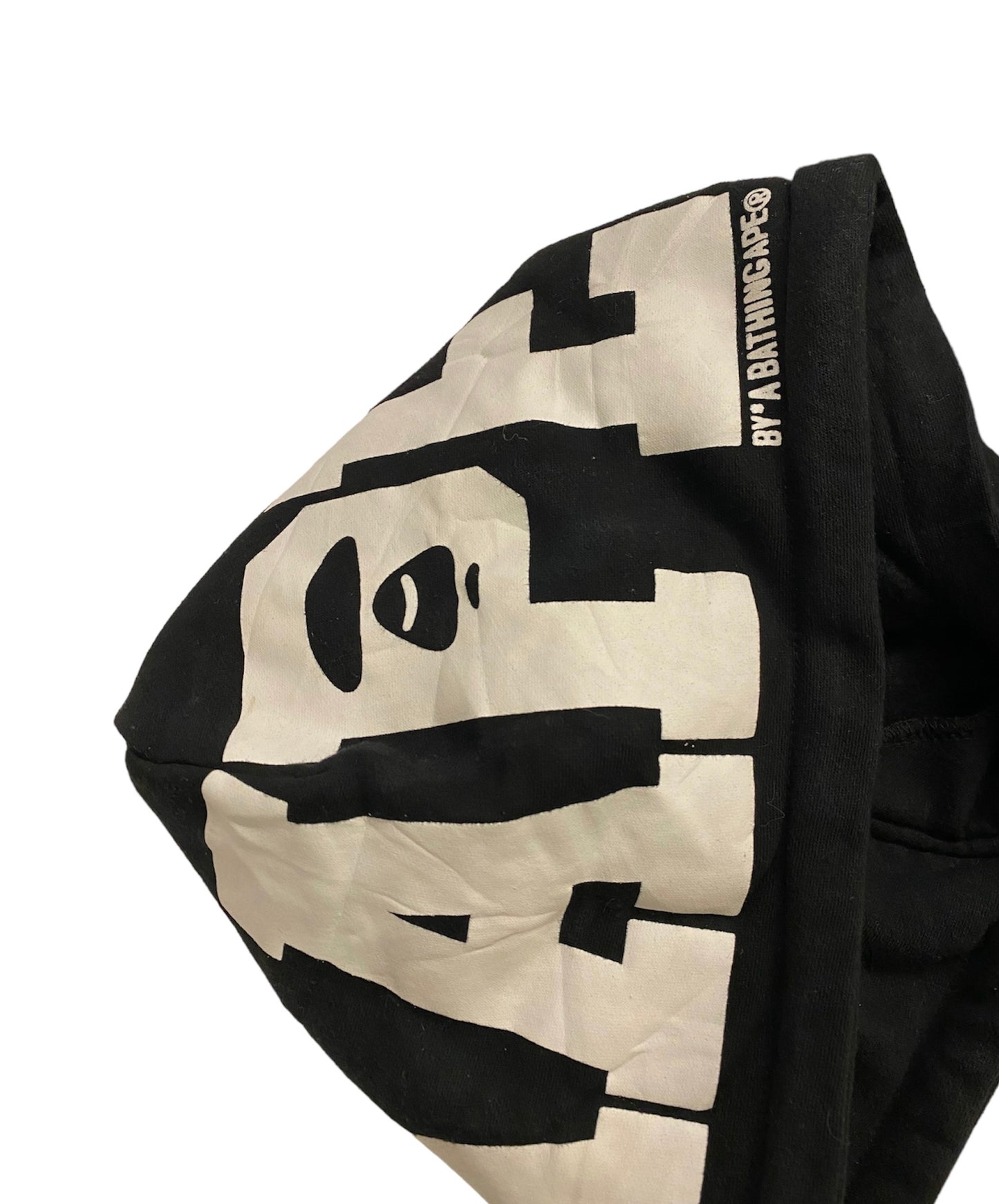 APUNVS cameo hooded jacket