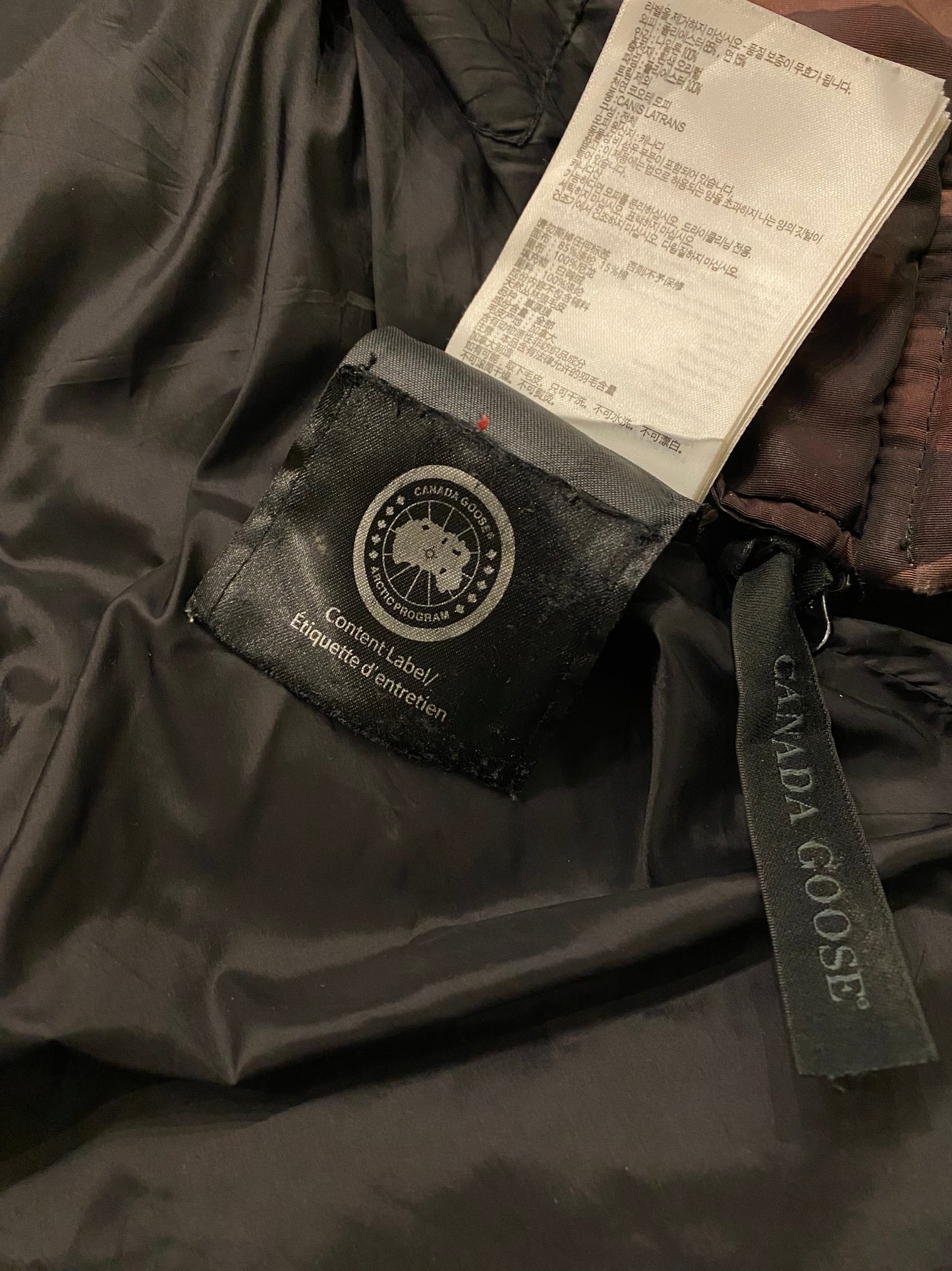 Canada goose cameo puffer jacket