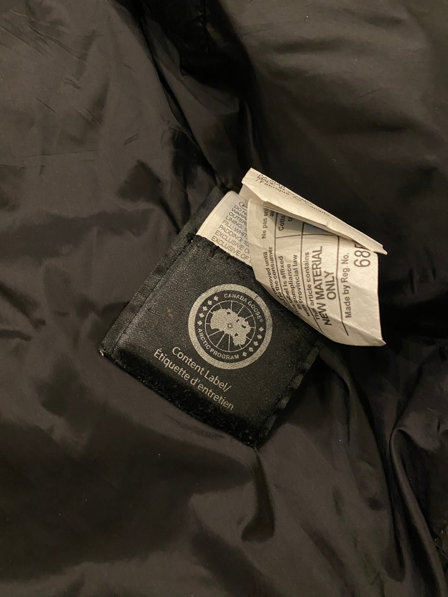 Canada goose cameo puffer jacket