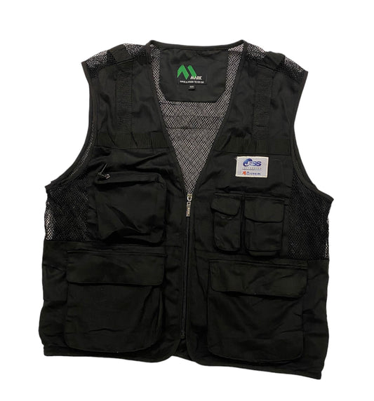 Multi-pocket tactical vest with reflective back