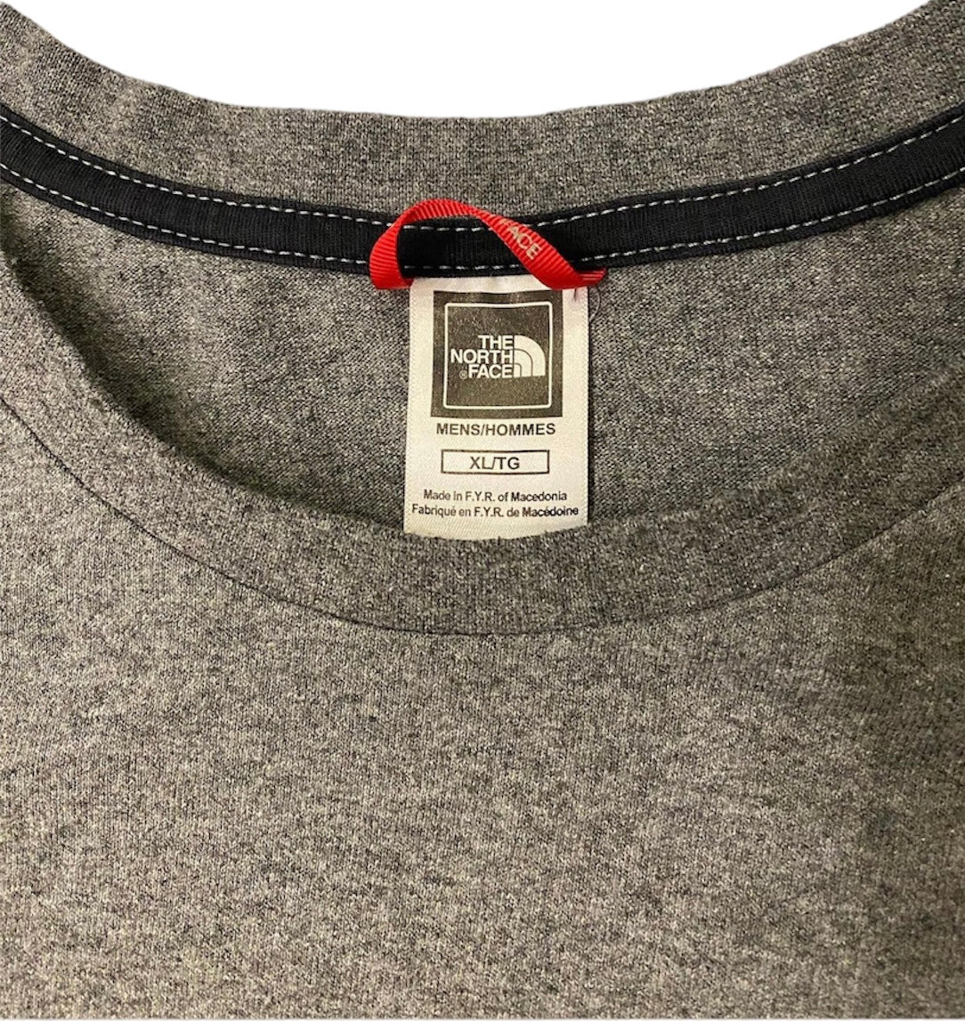 Authentic the north face tee