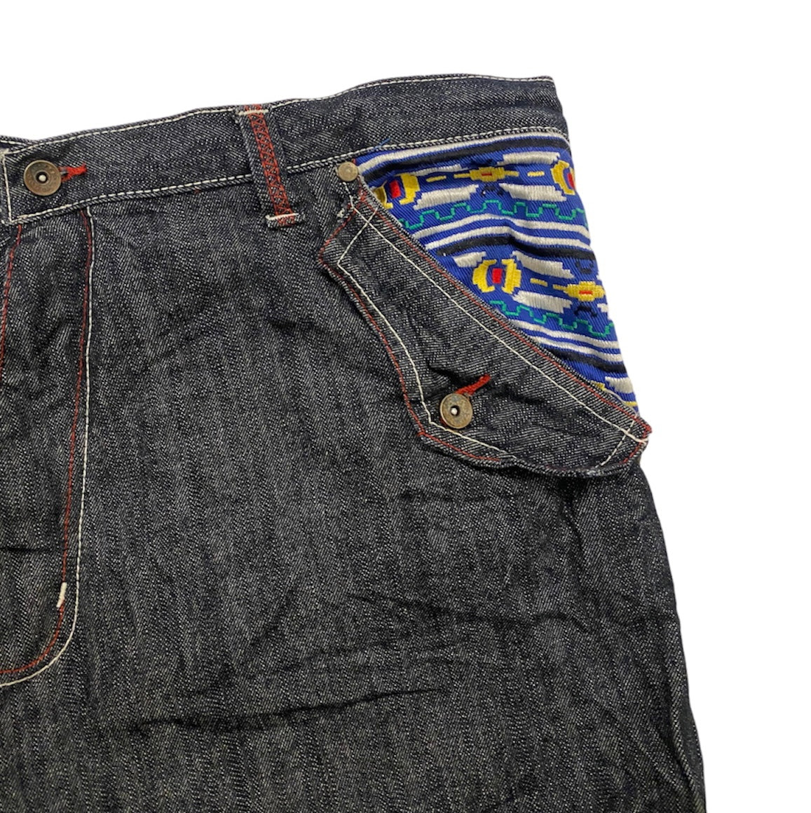 Googi’s vintage embroidered jorts